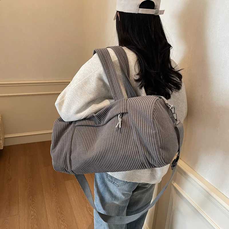 Bag High Quality Corduroy Travel Shoder Crossbody Duffle Bag for Wen 2026 Ladies Tote Lage Bag Large Designer HandbagsW260915