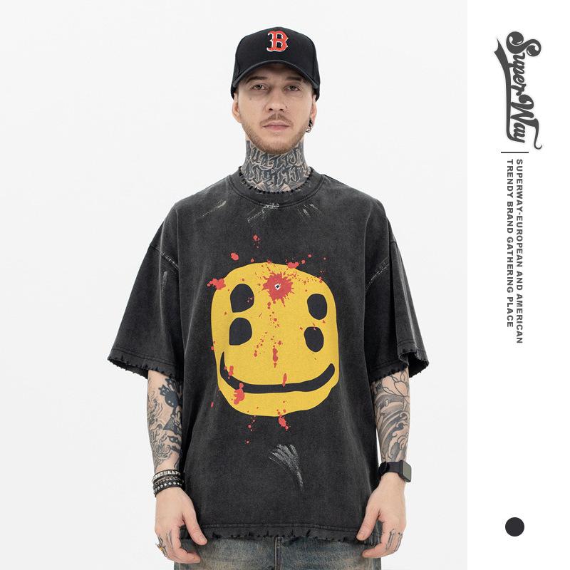 Designer new arrivals trend Men's 2026Summer Vintage Wash T-Shirt American Retro High Street Broken Smiley Graphic Tee Loose Fit Short Sleev