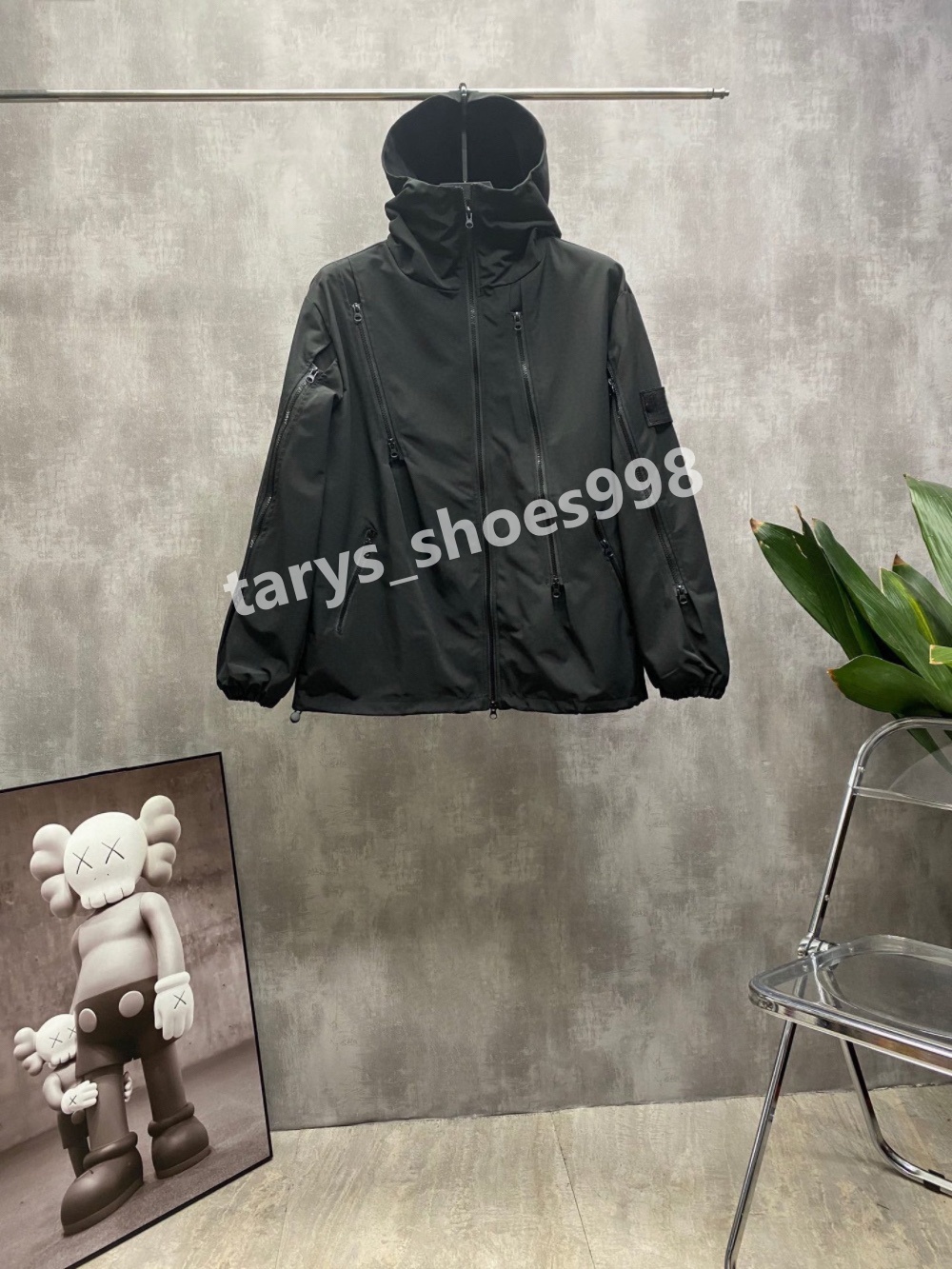 2026 Designer Standones Men's Hooded Windbreaker Jacket Reflective Line Design Loose Outdoor Rain Compass Sleek Coat 10 quality Breathable Wind