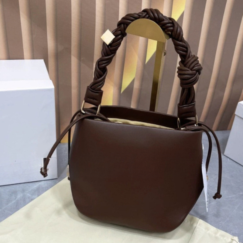 5a Ganniiibag Woven Retro Bucket Bag Gannishirts Bags For Women Luxury Ganniboubags Genuine Leather Texture Perfect For Commuting Versatile Bag Sac