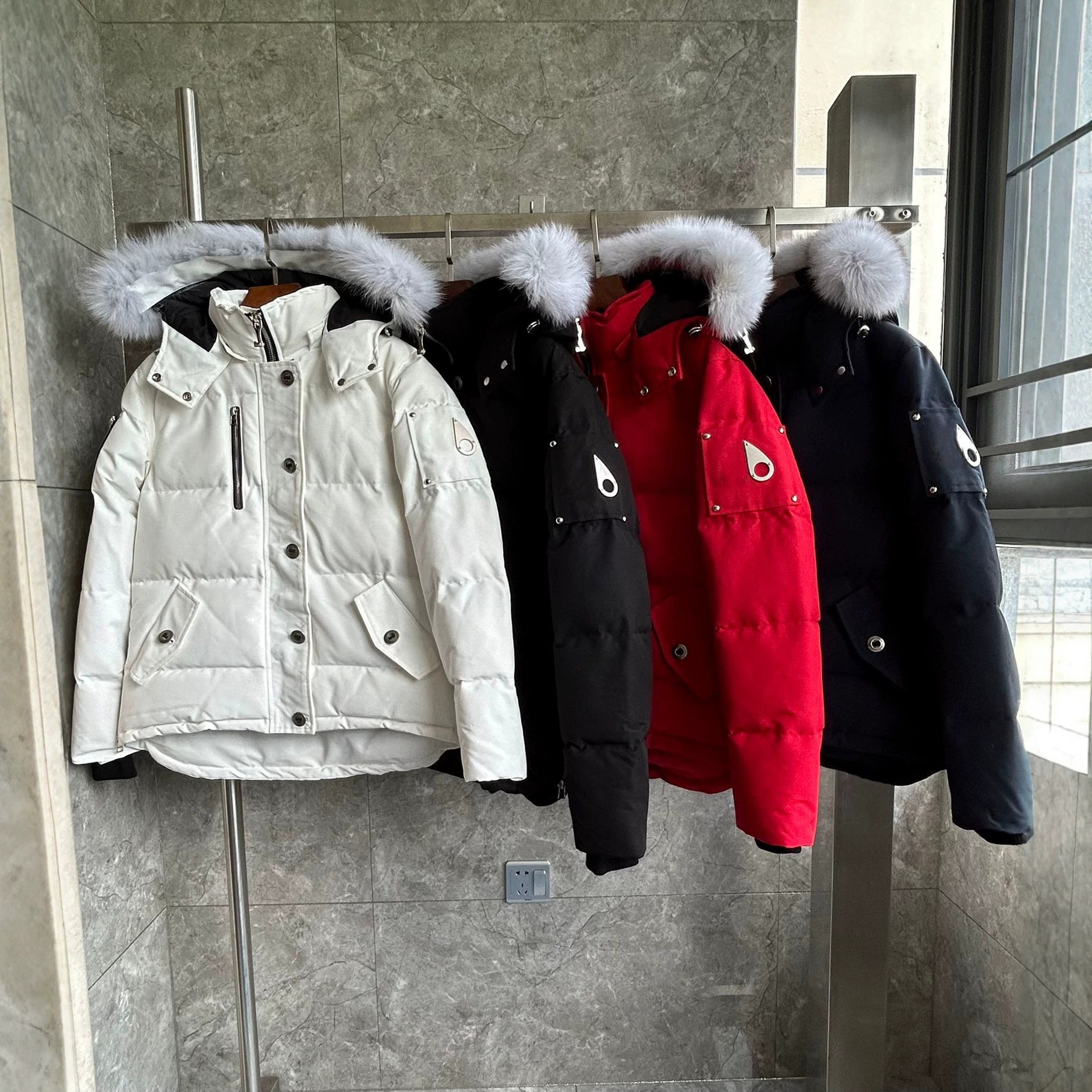 Cross-border export: Canadian J05 model, multi-functional pocket, large fur-trimmed hooded down jacket, women's outerwear