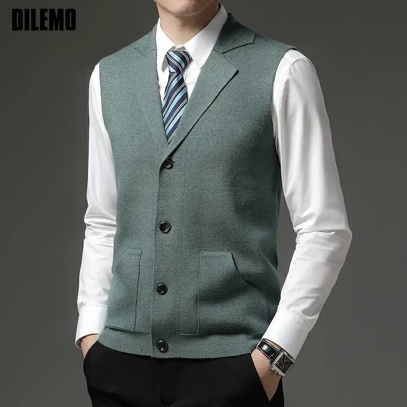 DILEMO Waistcoats Level 4 Super Anti-pilling Top Grade Pleuche Lapel Fashion Knit Cardigan Casual Sweater Vest Sleeveless 260916