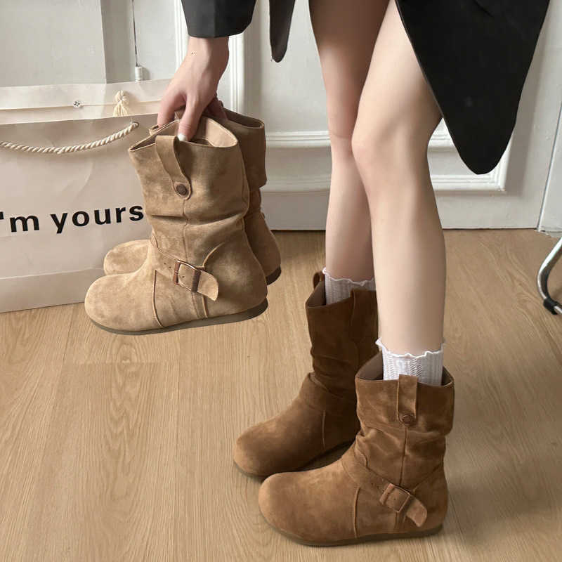 for Thick soled short boots women 2025 new autumn soft leather Maillard women's fashionable versatile women's shoes D260916