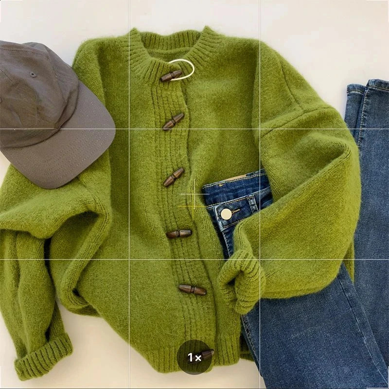 Green Knitted Cardigan Sweater Coat Women's Autumn Winter Thickened Soft Outerwear Fashion Horn Buckle Knitwears Sweater 260916