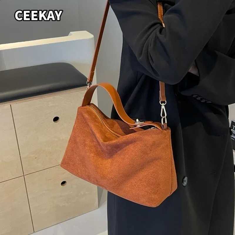 Designer Wen's Hobo Bag CEEKAY Orange Suede Texture Large Capacity Shoder Handbag Zipper Closure Daily Cmute Casual Vintage Style J260916