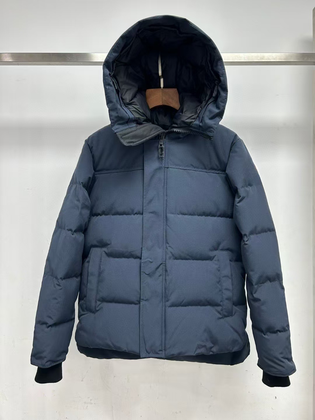 Designer lightweight quilted fleece jacket, men's hooded down jacket, warm winter parka. doudoune homme daunenjacke manteau puffer winter coat