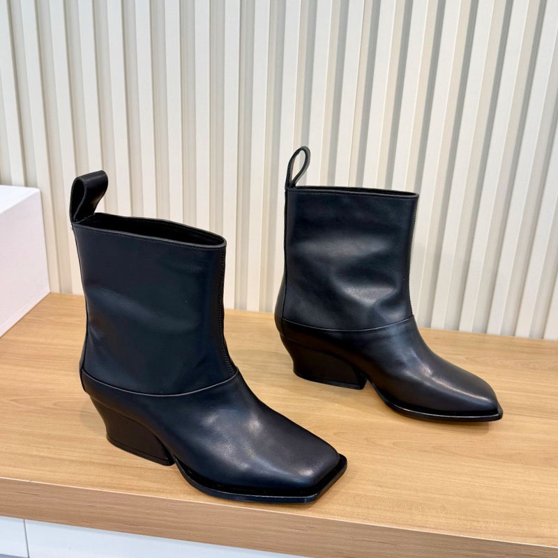Womens Bootie Ladies Square Head Boot Designer Water Dyed Cowhide Half Boots Low Heel Luxury Brand Leather Boot Classic Item Genuine Leather Outsole