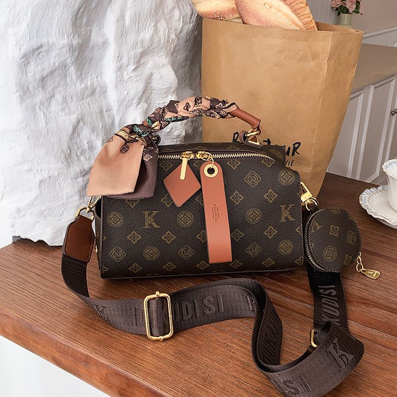 Luxury Brand Designer High-end Women's Bag, 2026 New Collection Bestseller Boston Pillow Bag, Vintage Handbag, Retro Shoulder And Crossbody Bag