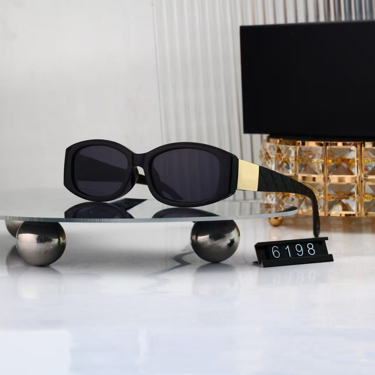 Summer Sunglasses Man Woman Unisex Fashion Glasses Retro Small Frame Design UV400 5 Color Optional Top Quality Womens Come With Package