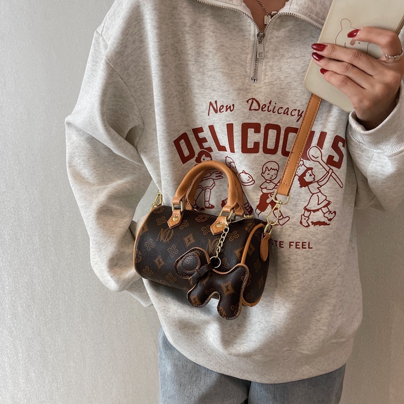 Korean Style Cartoon Print Handheld Pillow For Women, Vintage Single Shoulder Boston Bag, 2026 New High-End Crossbody Bag TB BHULAMTE