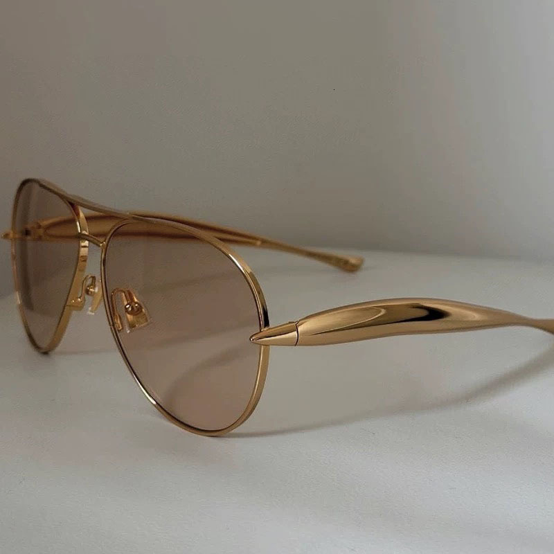 New y2k Vintage Metal Pilot Sunglasses Women For Men Sun Glasses Punk Popular Outdoor Driving Luxury Brand Designer Shades UV400 J260916