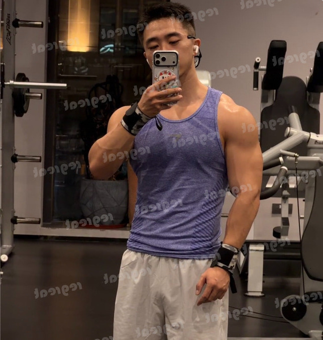 GYM set devant shirt sharkes mens T-Shirts Gym Clothing Men Round Neck GYM sharkes set men Short pants Sports Long-Sleeved Run Fitness Vest Casual T