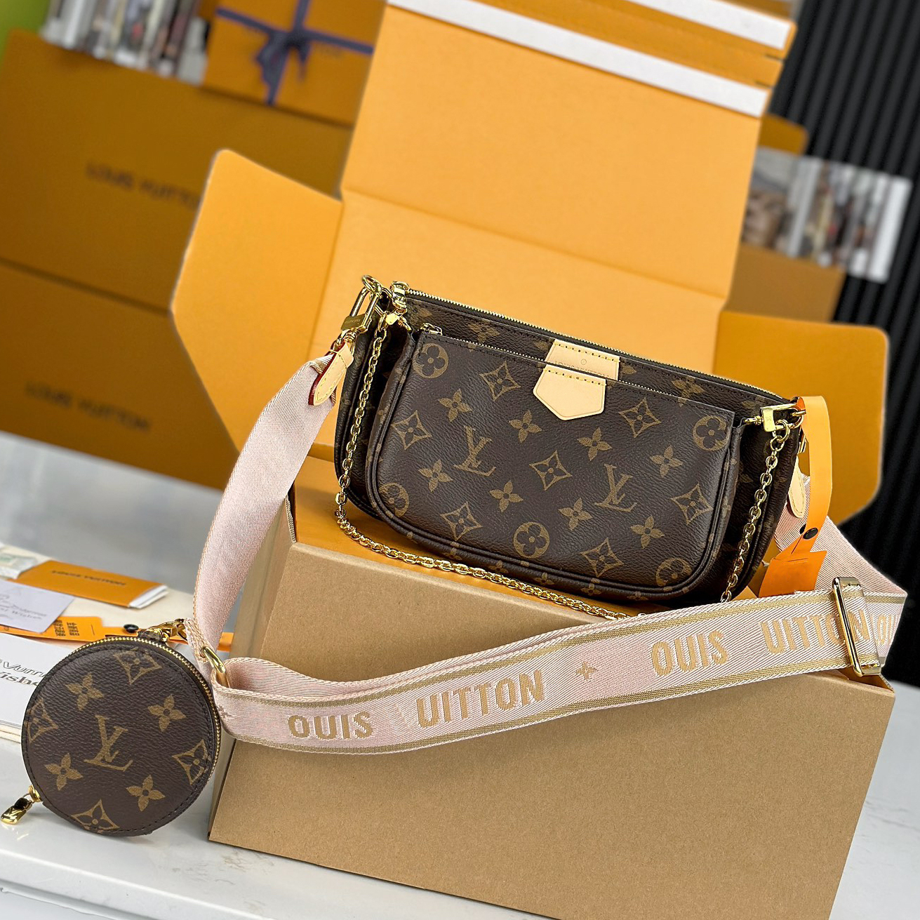 TOP Designer Bag Shoulder Bag High Quality Waist Bag Slant Cross Bag Fashion Shoulder Back Shoulder Bag Women's Tote Bag Designer Bags 2026 Tre