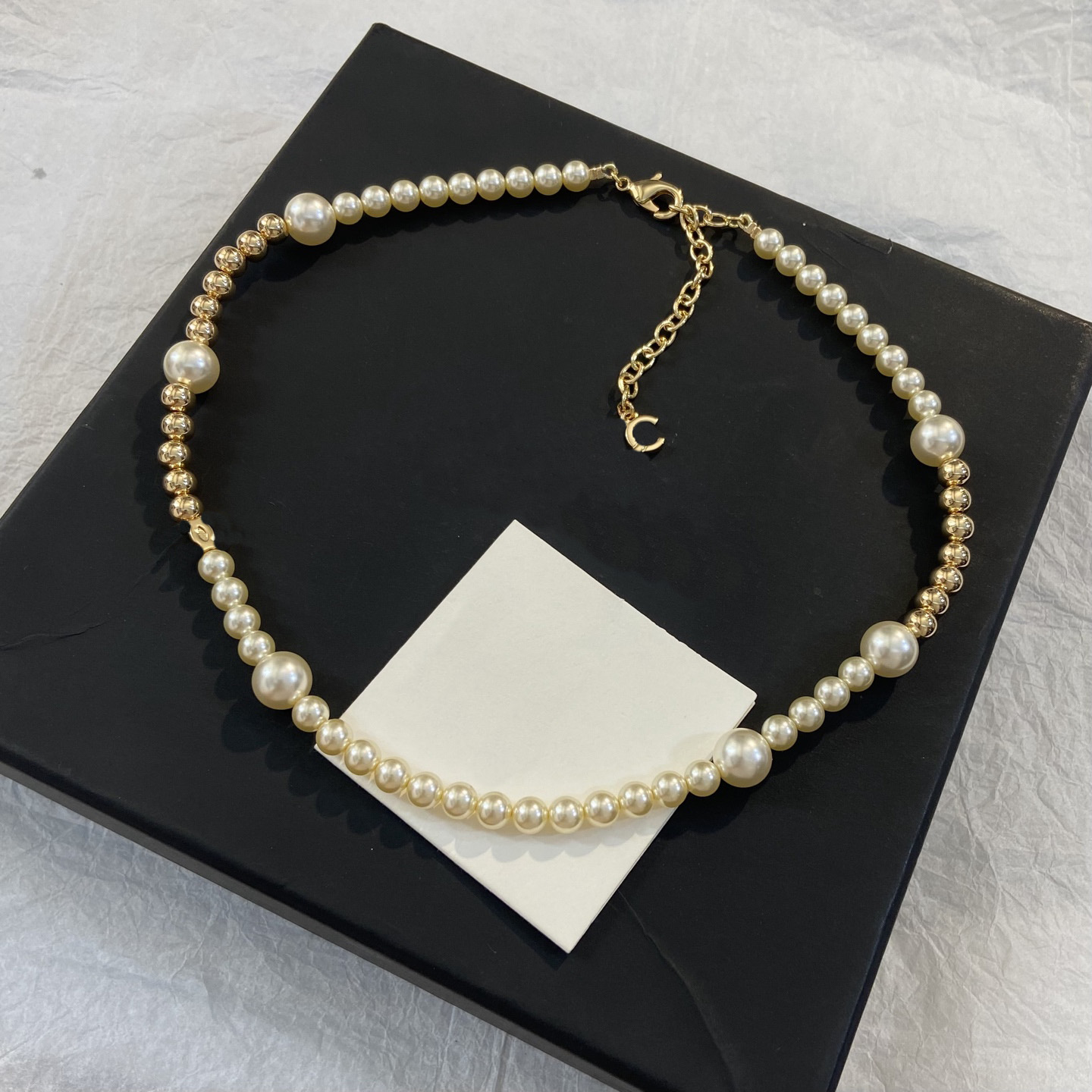 Designer leather Chokers Pendant Necklace C High Quality Luxury Letter Style with Diamonds Pearls Fashionable Gift for Women CC ghj54fg