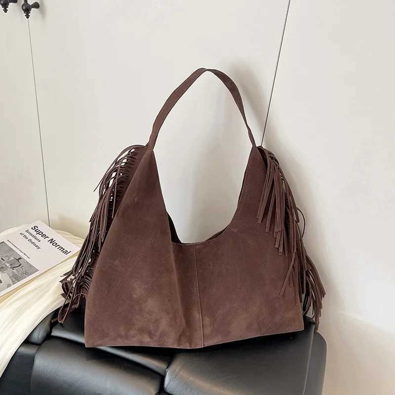 Designer Suede Solid Color Faux Hasp Tassel Casual Trend Tote Bags 2026 New Waterproof Durable Temperament Fi Shoder Bags J260916