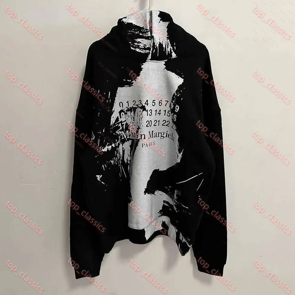 Designer Masion Margellia Hoodie Digital Pattern Round Neck High Street Hip Hop Luxury Brand Mens Maison Mahara Hoodie Soft Fabric Clothing Streetwe