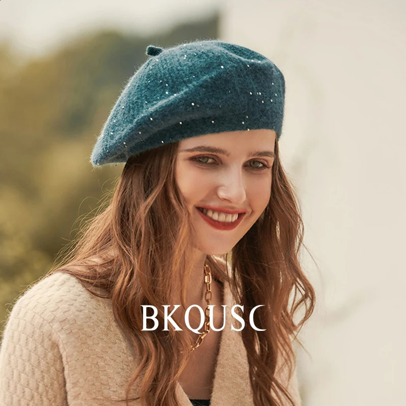 Spring Women's Knitted Beret Hats Female Colorful Velvet Knit Painter Beret Ladies Small Sequins Fashion Artist Berets Caps 260916
