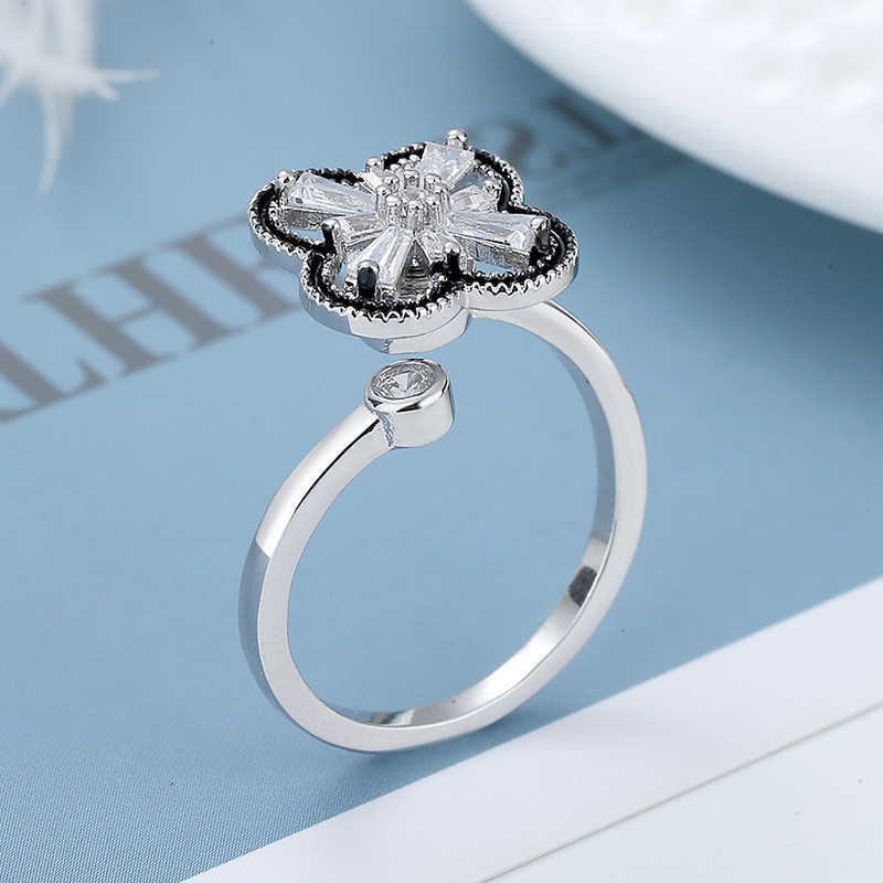 Band Plain Ring Jewelry Rings For Women Rotatable wedding Rose Clover Ring Set Stress Relief Spinner Accessory Solid S260916QQJB