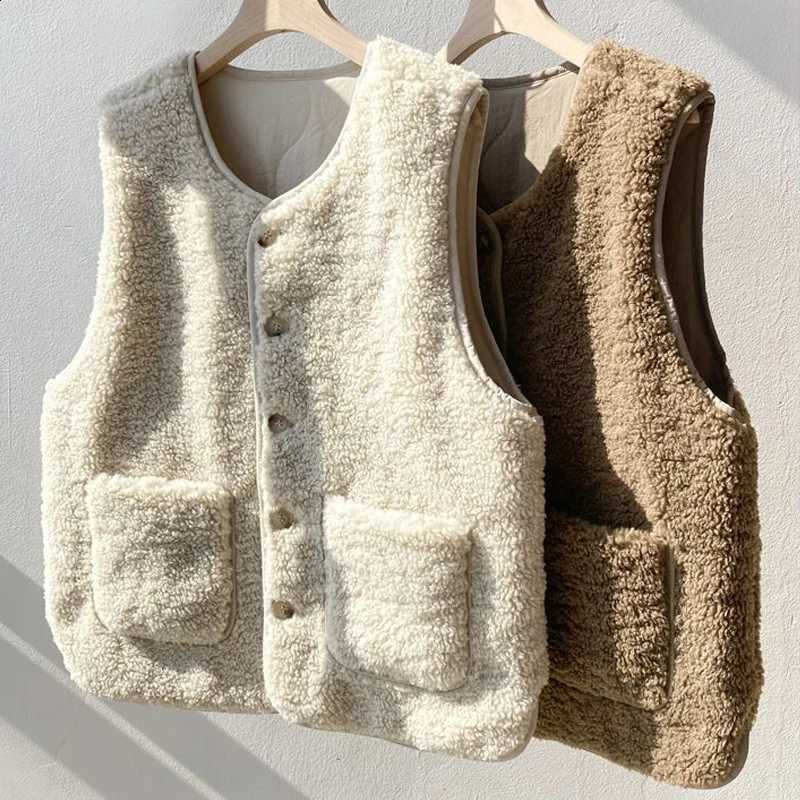 Winter Double-sided Autumn Wear Vests Women Button Waistcoat Lamb Hair Thermal Warm Thick Fleece Sleeveless Jacket Ladies CoatsW260915
