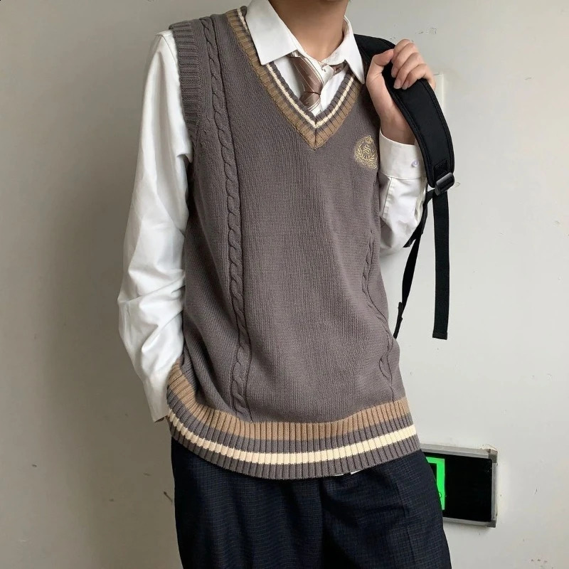 Loose Preppy Japanese Style Men's V-Neck Sweater Vest Knitted Cardigan Embroidered Patchwork Couple Layering Outerwear Uniform 260916