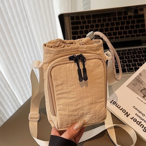 Foreign Trade Nylon Water Bottle For Women, New Stylish Crossbody Phone Bag, Korean Version Simple Small Bag Designer Bag City Bag