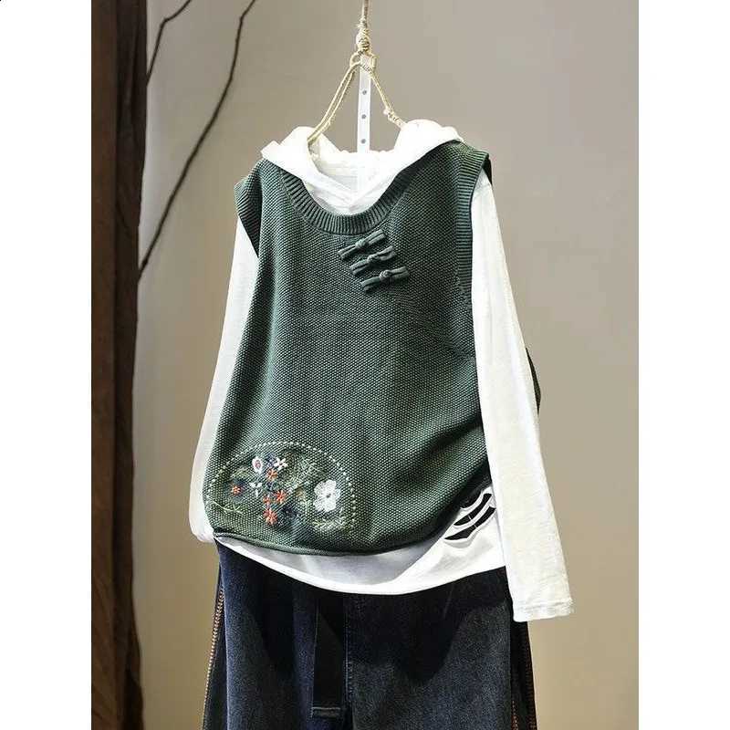 Vests Vintage Embroidery Buttons Knitted Sleeveless Coats Women's Clothing Trend Tops O-neck Design Harajuku Tank Tops WaistcoatW260915