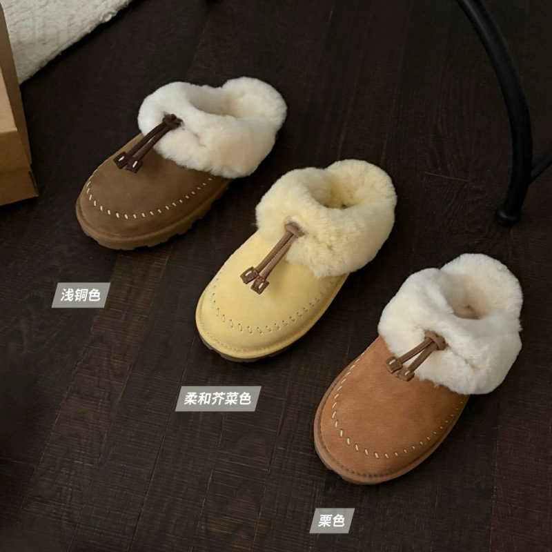Women's sheepskin fur-lined slippers 2026 winter new style slip-on design warm and fleece-lined non-slip suitable for outdoor wear T260917