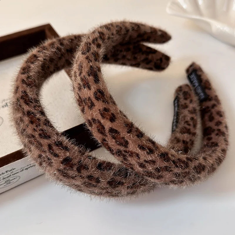 Autumn Winter Plush Brown Leopard Print Headband Woman Retro Temperament Hair Hoop Lady Party Hair Band Fashion Hair Accessories 260917