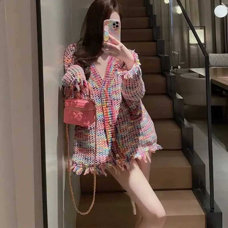 Color New Autumn Rainbow Knitted Sweater Women Fashion V-Neck Tassel Decoration Cardigan Lady Retro Single-Breasted Casual Tops J260916