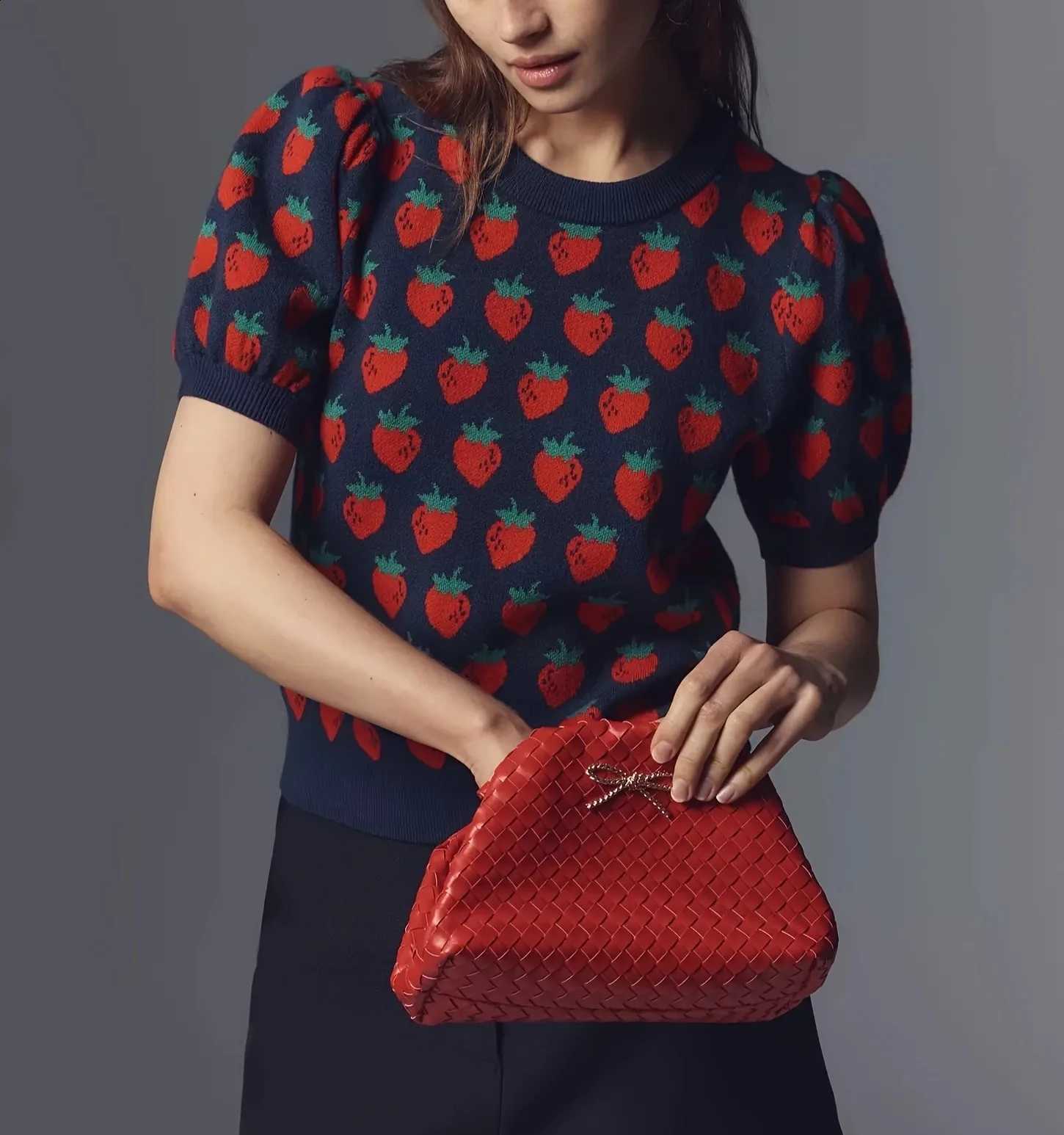 and summer new Spring strawberry jacquard cute design casual puffed-sleeve round-neck pullover knitted sweater for women J260916
