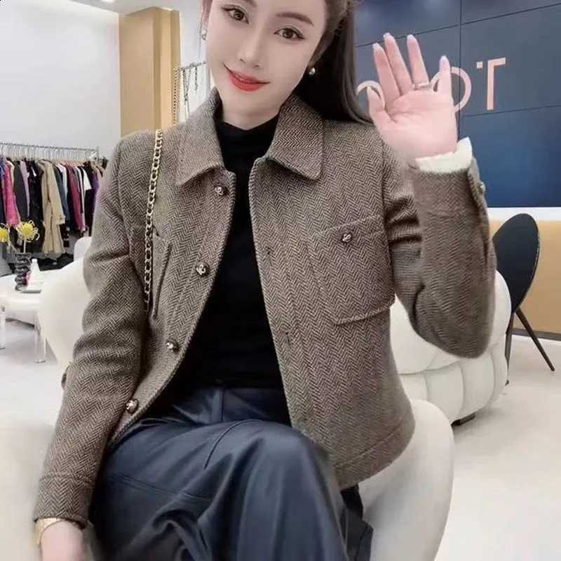 Coat Xiaoxiangfeng Woolen Woman 2026 Spring Autumn New High-quality Jacket Temperament Outwear Short Suit Overwear Female Top C260917
