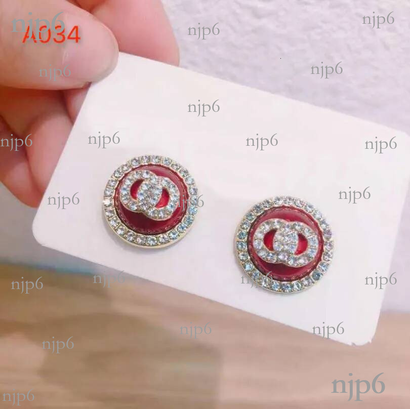 Brand Charm Luxury Diamond Crystal Stud High Quality Womens Love Jewelry Vintage Designer Gold Plated Stainless Steel Earrings