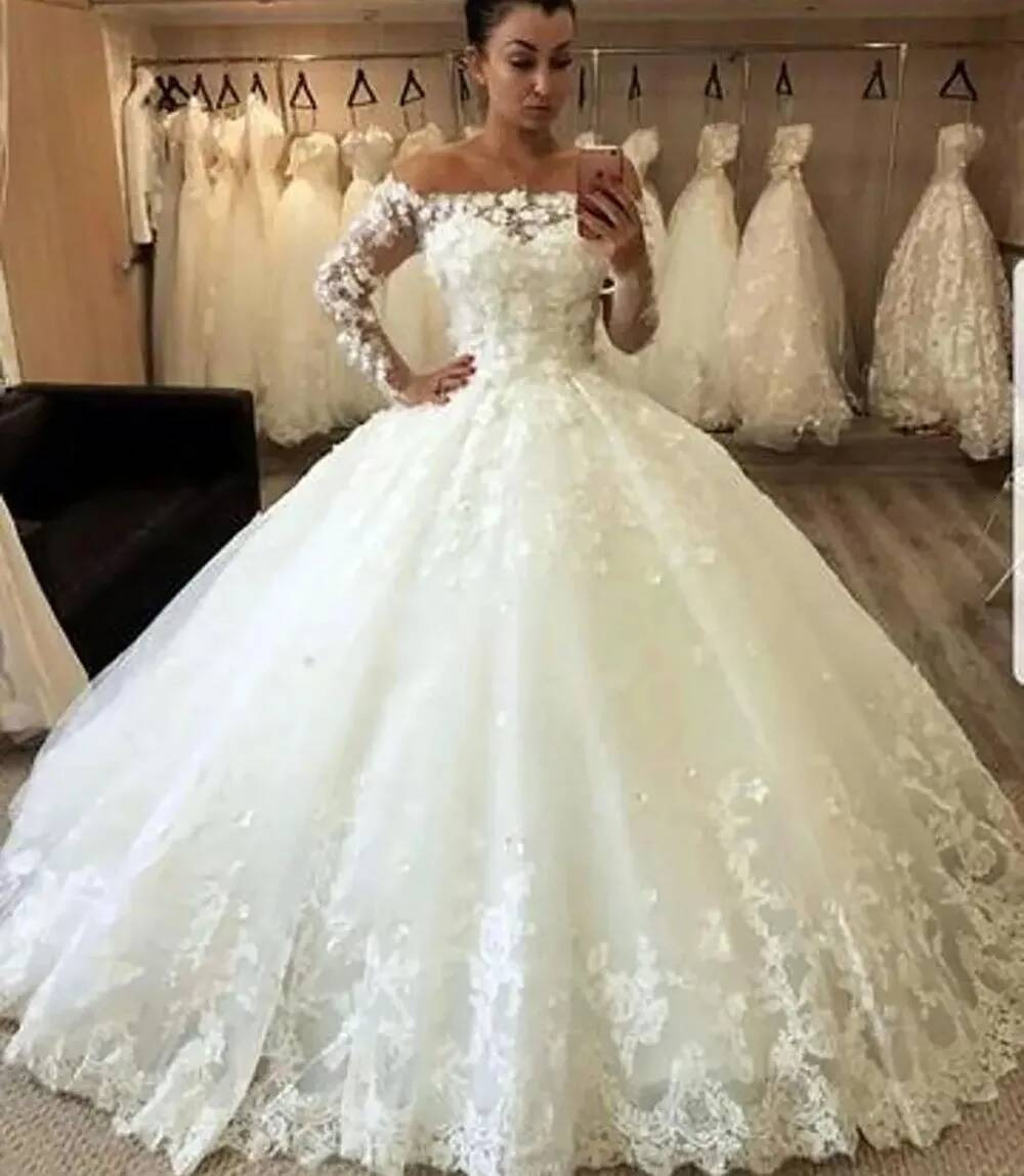 Ball Gown Wedding Dresses Ivory Bridal Gowns White Formal Tulle Applique Plus Size Lace Up Zipper New Custom Bateau Long Sleeve 3D Floral Appliques