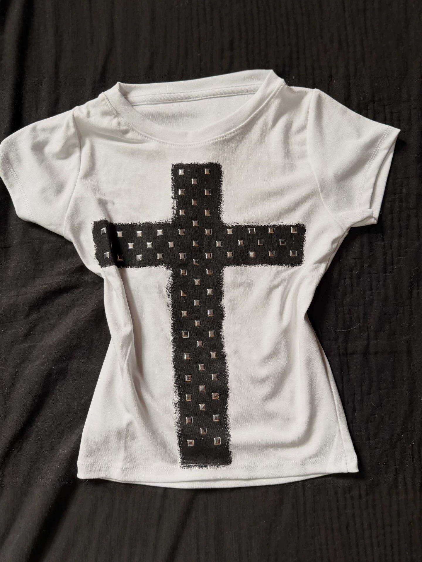 Cross-border new arrival: round-neck, cross design, American-style hot-fix rhinestone letter print, retro and edgy T-shirt with a unique design 29