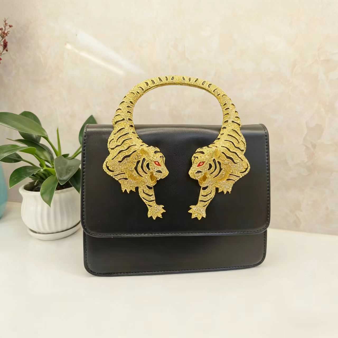 Mirror Quality Designer Bags 2026 Trends Tiger Handle Tote Bags For Women Handbag Crossbody Shoulder Bag Luxury Leather Purses 260917