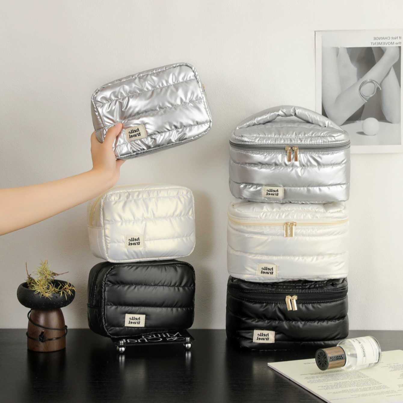 Makeup Bag Puffer Travel Organizer Lightweight Cosmetic Storage Bag with Zipper Portable Toiletry Bag for WomenT260917