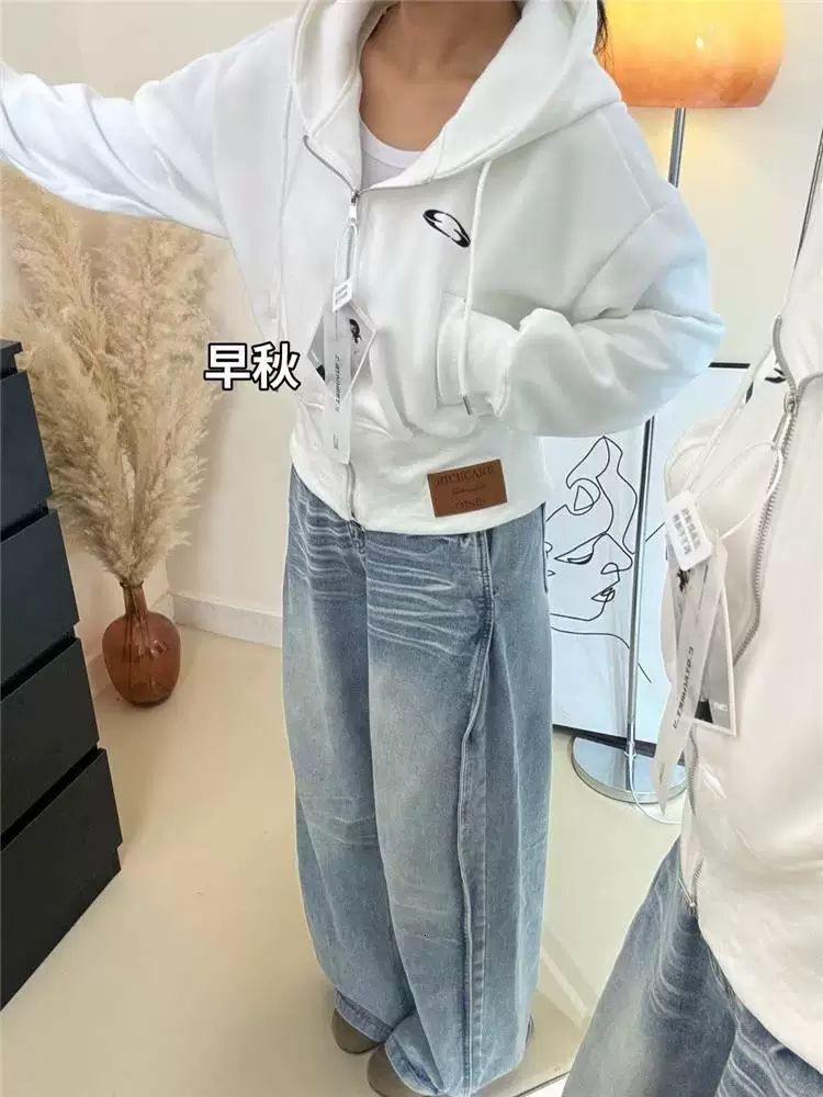 2026 Spring/Autumn new collection: niche American retro hooded cardigan sweatshirt for women, short and relaxed style, trendy outerwear 53