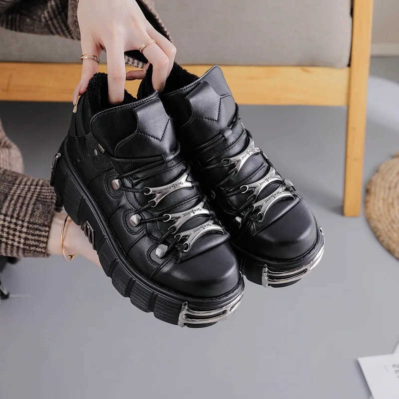 Spring New Women's Shoes 2025 Heavy Metal Thick Bottom High Top Punk Leather Shoes Gothic Dark Motorcycle Boots Trend D260917