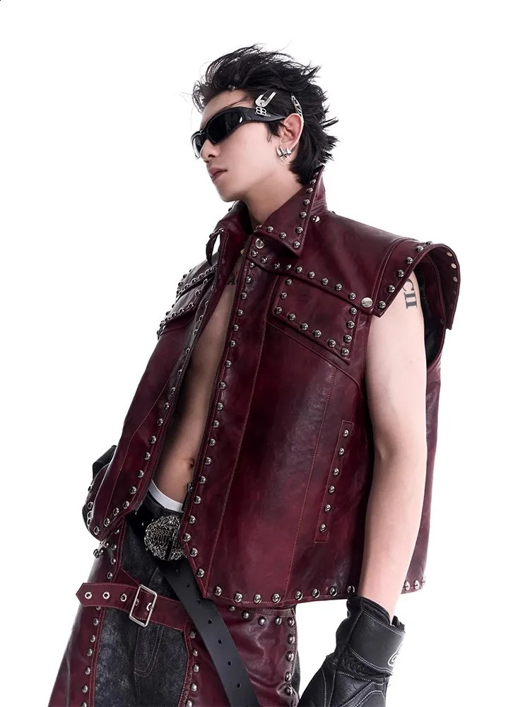 Mauroicardi Spring Autumn Cool Distressed Vintage Pu Leather Sleeveless Jacket Men Rivet Punk Style Clothes Vest 260917
