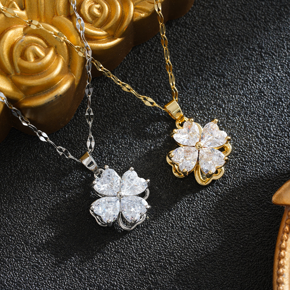 2026 Full Diamond Light Luxury Lucky Clover Pendant Necklace, a high-end, fully diamond-studded four-leaf clover necklace, perfect the Qixi Festival