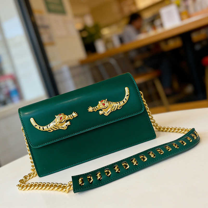 New Niche Designer Bags Women Luxury Handbags Tiger Underarm Bags Small Banquet Evening Bag Fashion Versatile Chain Shoulder Bags 260917