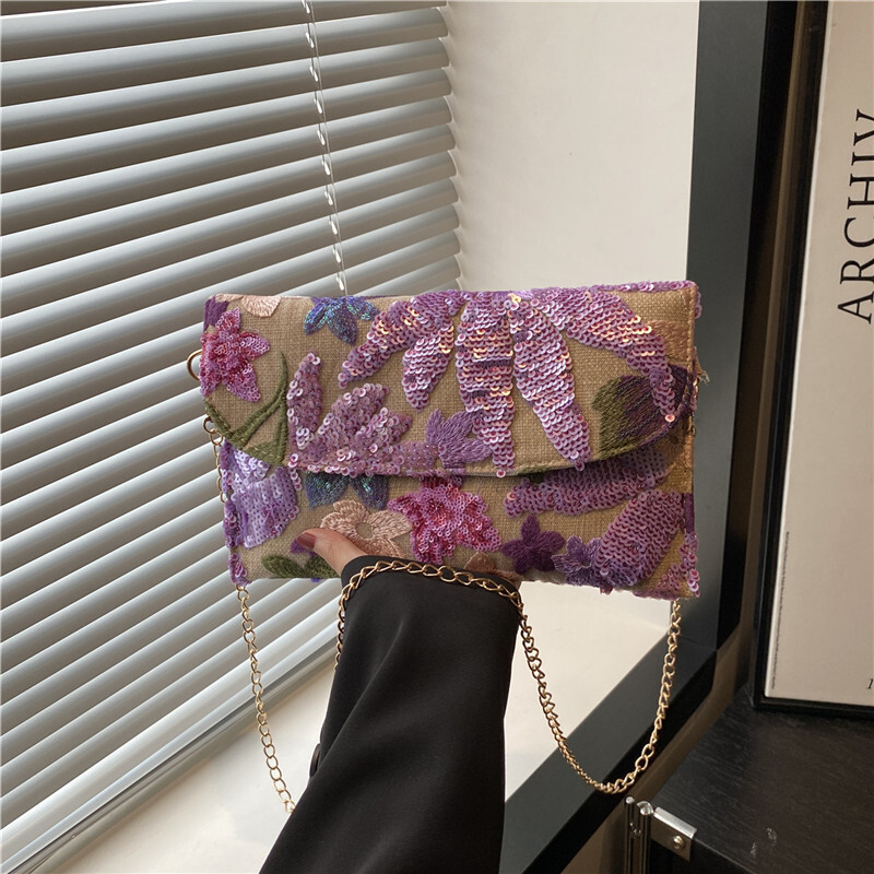 New Style Straw Woven Flower for Women 2025 New Versatile Chain Shoulder Crossbody Envelope Bag