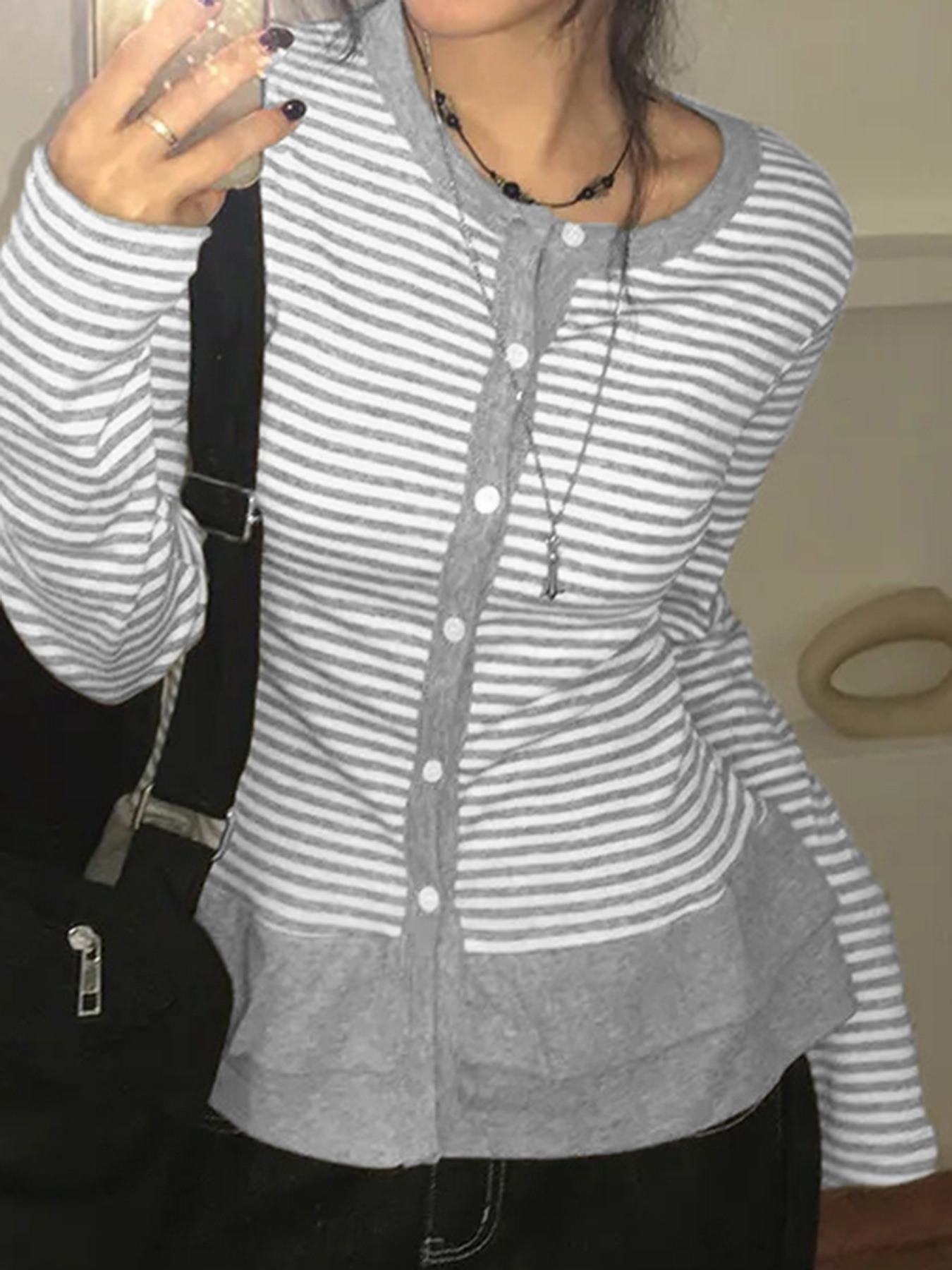 2025 New Fashionable Color-Block Striped Knit Sweater Top with Simple Layered Hem and Button-Up Cardigan for Autumn 8b