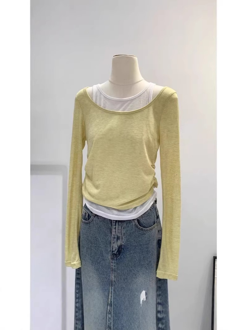 2026 versatile Korean-style design, color-blocked long-sleeve T-shirt for women, slimming and unique top, perfect as an inner layer or base shirt 75