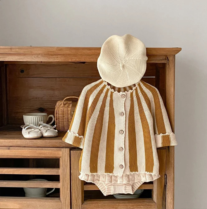2026 babys knitted striped sweater cotton spring autumn babys cardigan 0-3Y A82 260916