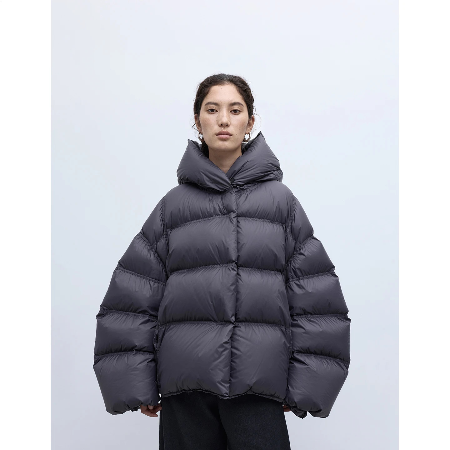 Stylish Silhouette~90% White Goose down Hooded down Jacket for Women Curved Sleeve Puffer Coat Thickened Outerwear Winter Model 260917