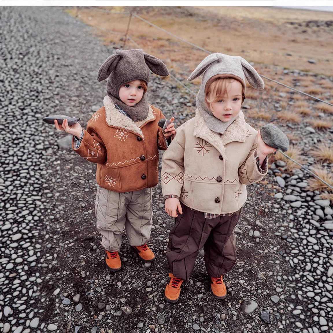 New Kids Winter Jacket 2026 Solid Color Printed Fashion Boys and Girls Lambswool Coat Thickened Warm Windproof and Rainproof Top J260917
