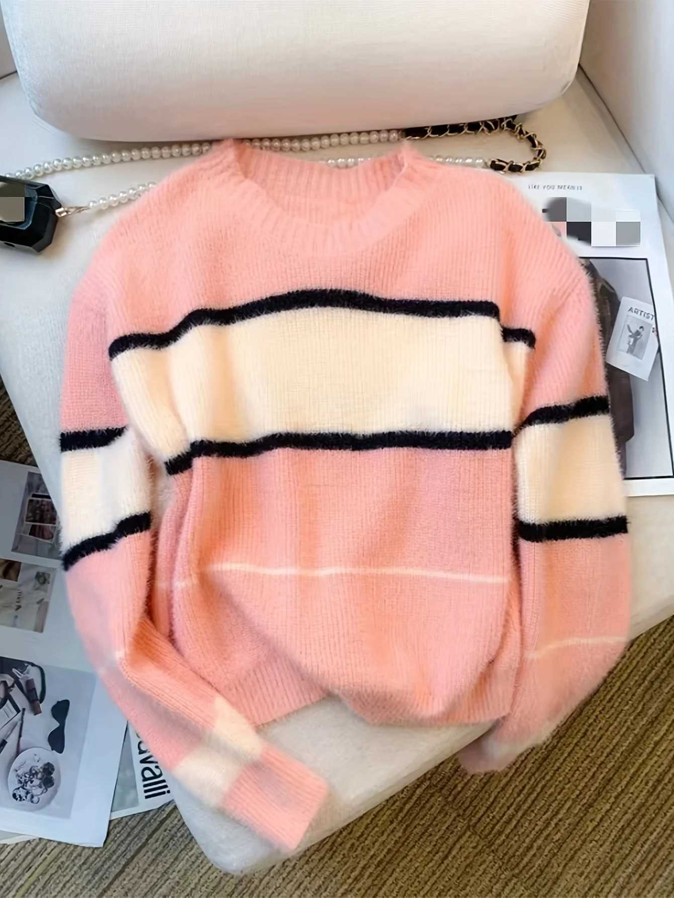 Women Beige Striped Fuzzy Mohair Knit Sweater Round Neck Long Slve Loose Fit Casual Lady Y2K Korean Style All Season S260917UYTD