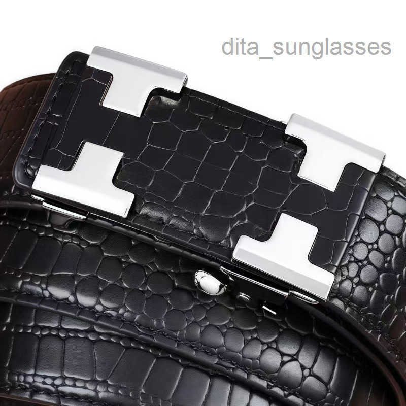 Designer Belt Men's Versatile Luxury Belt 105-130CM Men's Belt Fashion Luxury Casual Letter Automatic Buckle AAAA Belt