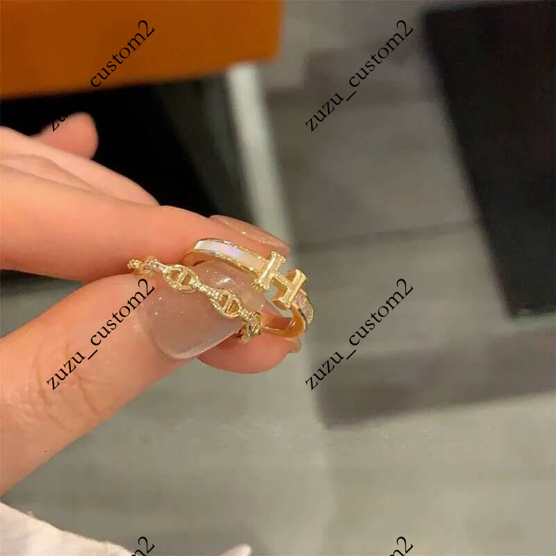 ring Gold Plated Pig Nose Letter H with Shell and Cubic Zirconia Niche Light Luxury Stackable Adjustable Band for Daily Wear Gift High Quality Textu